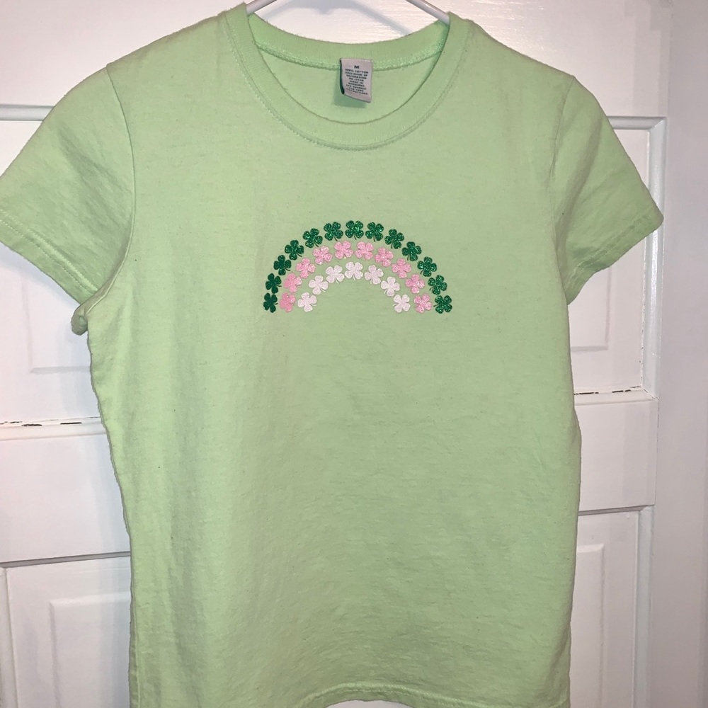 Girl’s Green Shamrock St. Patrick’s Day Tee Size M